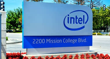 Intel stock price gains 5% as hedge fund calls for strategic changes