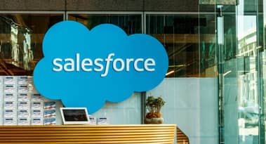 Salesforce supera le stime degli analisti per utili e ricavi del Q3