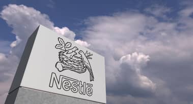 L'utile netto di Nestlé è sceso a £9,78 miliardi nel 2020