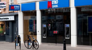 NatWest köper Metro Banks hypoteksportfölj för 3,13 miljarder pund