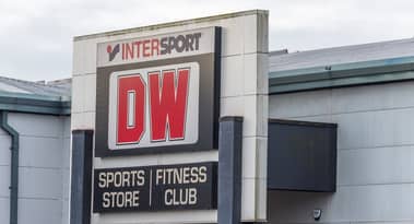 Il prezzo delle azioni del Frasers Group scende dopo l'acquisto degli asset di DW Sports per £37 mln
