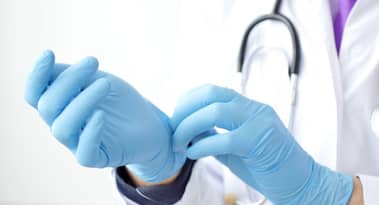 L'utile netto di Top Glove nel Q4 è 17 volte superiore rispetto allo scorso anno