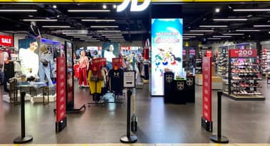 JD Sports adquiere el minorista Shoe Palace por 244 millones de libras