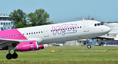 Wizz Air to keep 40 planes grounded through 2026 due to engine issues