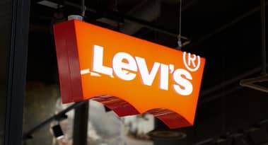Levi Strauss supera las estimaciones de Wall Street en el cuarto trimestre fiscal