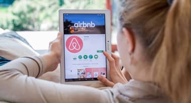 Airbnb tiene la intención de recaudar aproximadamente £2.32 mil millones de libras en su oferta pública inicial