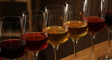 Trump truer med 200 % told på europæisk alkohol, mens handelskrigen mellem USA og EU eskalerer