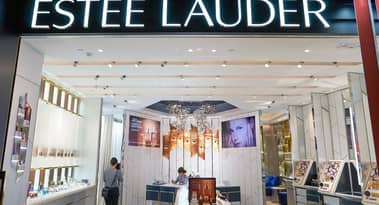 Estee Lauder’s sales climb by 5% in the fiscal second quarter