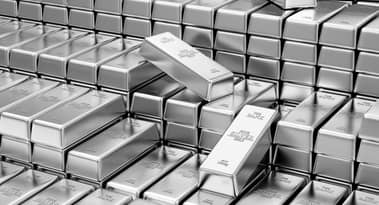 De zilverprijs daalt nu beleggers naar de cryptomarkt gaan