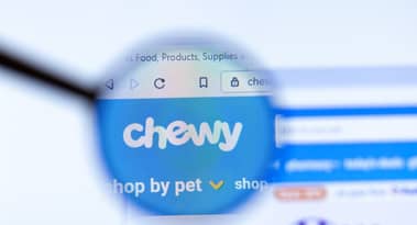 Chewy rapporterar överraskande vinst under fjärde kvartalet
