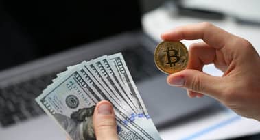 Bitcoin pubblica un nuovo massimo storico: quali sono le prospettive per BTC?