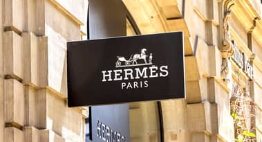 Ecco perché le azioni di Hermes, Burberry e Kering si sono discostate