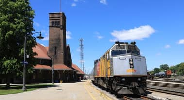 Canadian Pacific acquisirà Kansas City Southern per £18 miliardi in contanti e azioni