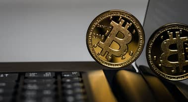 El precio de Bitcoin se recupera durante el fin de semana después del vencimiento de las opciones del viernes