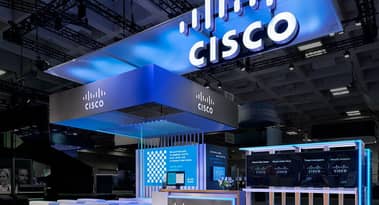 Dois-je acheter des actions Cisco après que Wolfe Research a relevé son objectif de cours à 63 $ ?