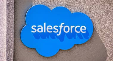 Sollten Sie Salesforce-Aktien trotz enttäuschender Prognose für das 4. Quartal kaufen?