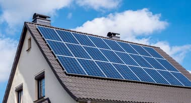 Maxeon Solar stock price surged but bankruptcy risks remain