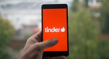 Tinder dévoile de nouvelles fonctionnalités destinées à la génération Z