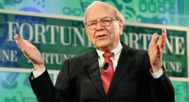 From $10,000 to stocks: why Warren Buffett stopped gifting his family cash for Christmas
