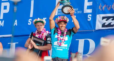 Le surfeur américain professionnel Kelly Slater envisage de lancer une crypto-monnaie