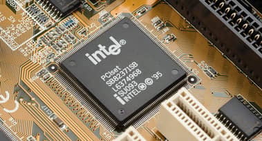 Intel overweegt overname van GlobalFoundries ter waarde van $30 miljard