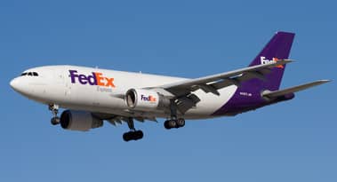 Dois-je acheter des actions FedEx après la correction des records ?