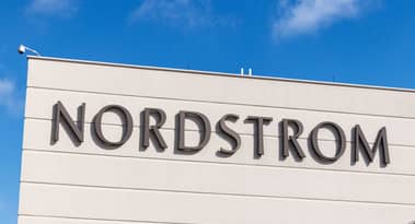 Les actions de Nordstrom chutent de 8,0 % malgré des résultats dépassant les estimations du marché au deuxième trimestre
