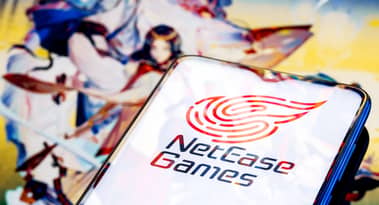 NetEase shares plunge on Chinese gaming crackdown: should you buy or sell?
