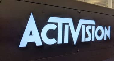 Activision Blizzard misses first-quarter EPS by 6 cents