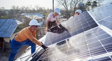 Rinnovabili vs combustibili fossili: come muoversi nel settore energetico?