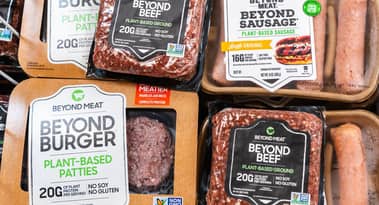 Prévisions pour le cours de l'action de Beyond Meat alors que Barclays réduit son objectif de prix