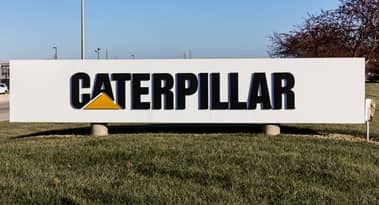 Caterpillar shows mixed signals as analysts bet on positive earnings
