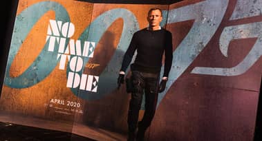Le azioni AMC sono un affare con James Bond di ritorno al cinema?
