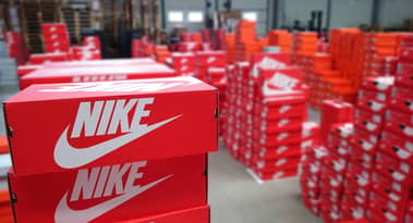 Ist es an der Zeit, in Nike zu investieren, da Goldman die Bewertung mit "Buy" beginnt?