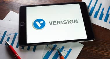 Is it too risky to invest in VeriSign shares despite solid Q3 results?