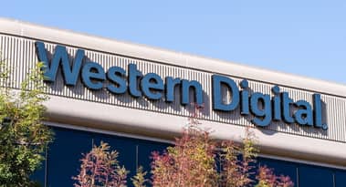 Western Digital stock price forecast: Is it a buy after the recent dip?
