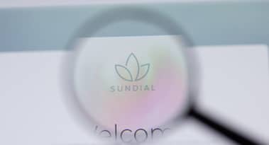 ¿Es la acción de Sundial Growers una buena compra en diciembre?