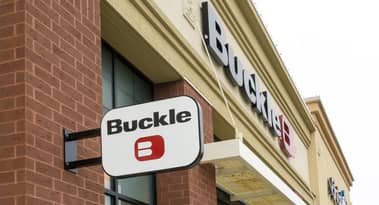 Buckle shares slide despite strong Q3 results