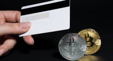 Alchemy Pay huurt NFT artiesten in voor virtuele crypto gekoppelde Visa kaarten