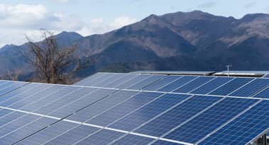 ¿Es seguro invertir en acciones de First Solar después de perder las expectativas?