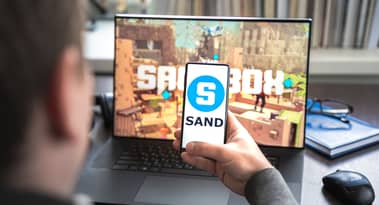 Metaverse tokens SAND and MANA signal recoveries as NFT sales volume jumps 40%