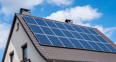 First Solar stock price forecast: FSLR faces major risks ahead