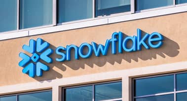 Salesforce vs Snowflake stock: one of them has all 'you want out of a company'