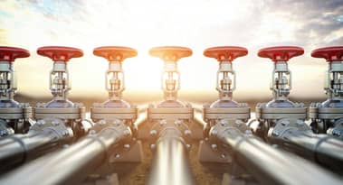 Is het tijd om Aalberts aandelen te kopen nu Standard Hidráulica Group wordt afgestoten?