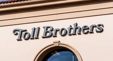 Is it time to buy Toll Brothers stock after guiding strong 2022 revenue growth?