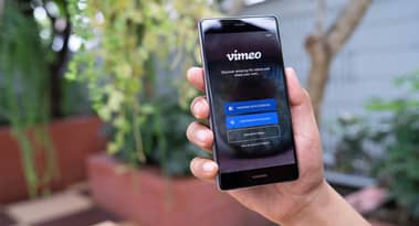 Is it safe to buy Vimeo shares after announcing a 26% revenue growth?