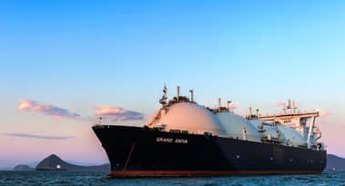 Cheniere Energy is a strong buy as the price reclaims $128 support