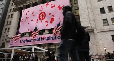 Pinterest stock price deep dive: buy or sell ahead of earnings?