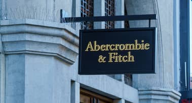 Abercrombie & Fitch surpasses Q2 expectations with 21% sales surge