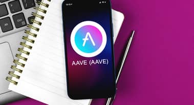 AAVE-kursen stiger, da Aave TVL skyder i vejret på Ethereum ETFs optimisme
